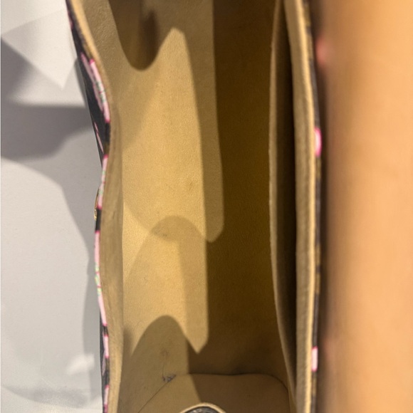 LOUIS VUITTON
TAKASHI MURAKAMI X LV MONOGRAM CHERRY BLOSSOM SAC RETRO PM - Picture 14 of 15